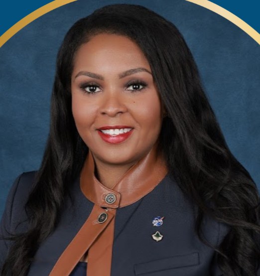 Dr. Lisa Bell